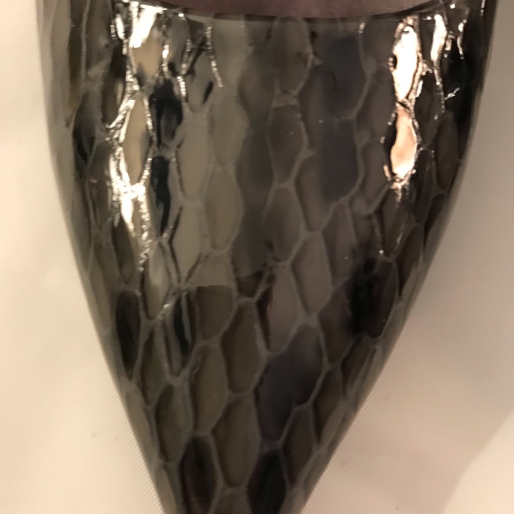 Kenneth Cole Pumps 7.5 - Picture 5 of 8